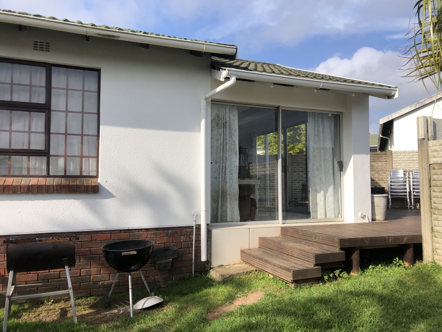 2 Bedroom Property for Sale in Nahoon Valley Park Eastern Cape